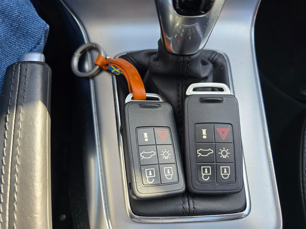 Volvo V40 2018 Gris - Importación desde Corea - HF Imports Iquique - Foto 20