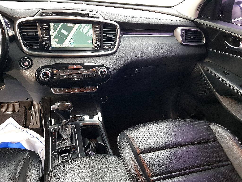 KIA Sorento - Vista 10