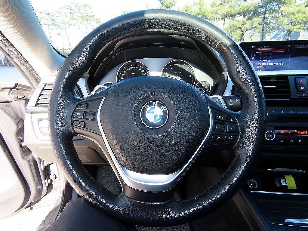 BMW 4 Series - Vista 8