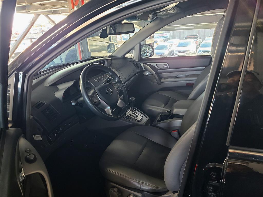 Ssangyong Korando 2015 Negro - Importación desde Corea - HF Imports Iquique - Foto 13