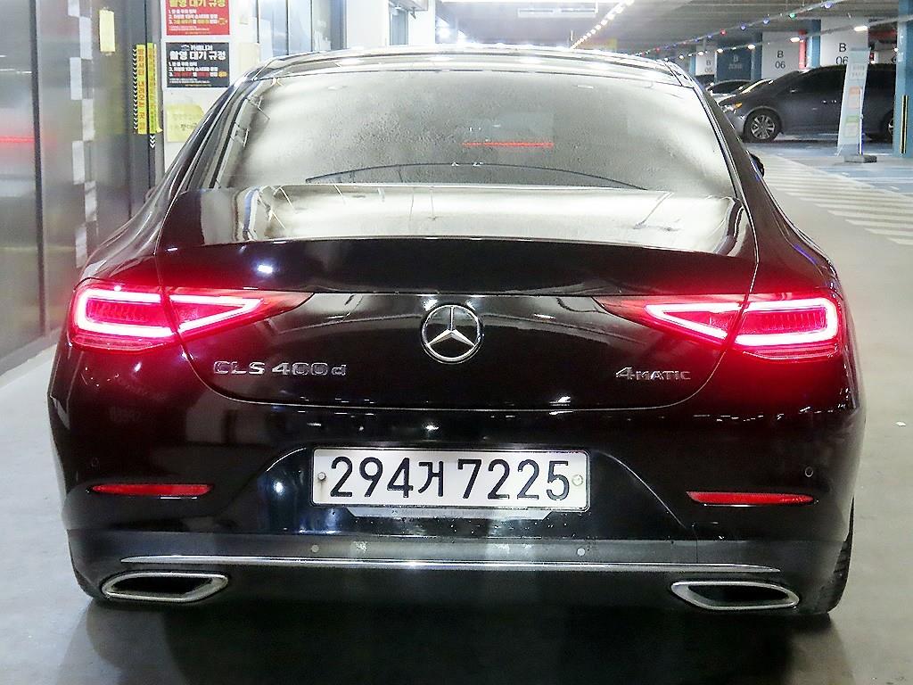 Mercedes Benz CLS Class - Vista 5