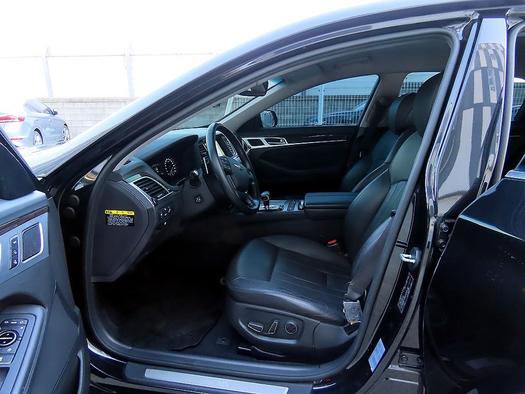 Genesis G80 - Vista 5