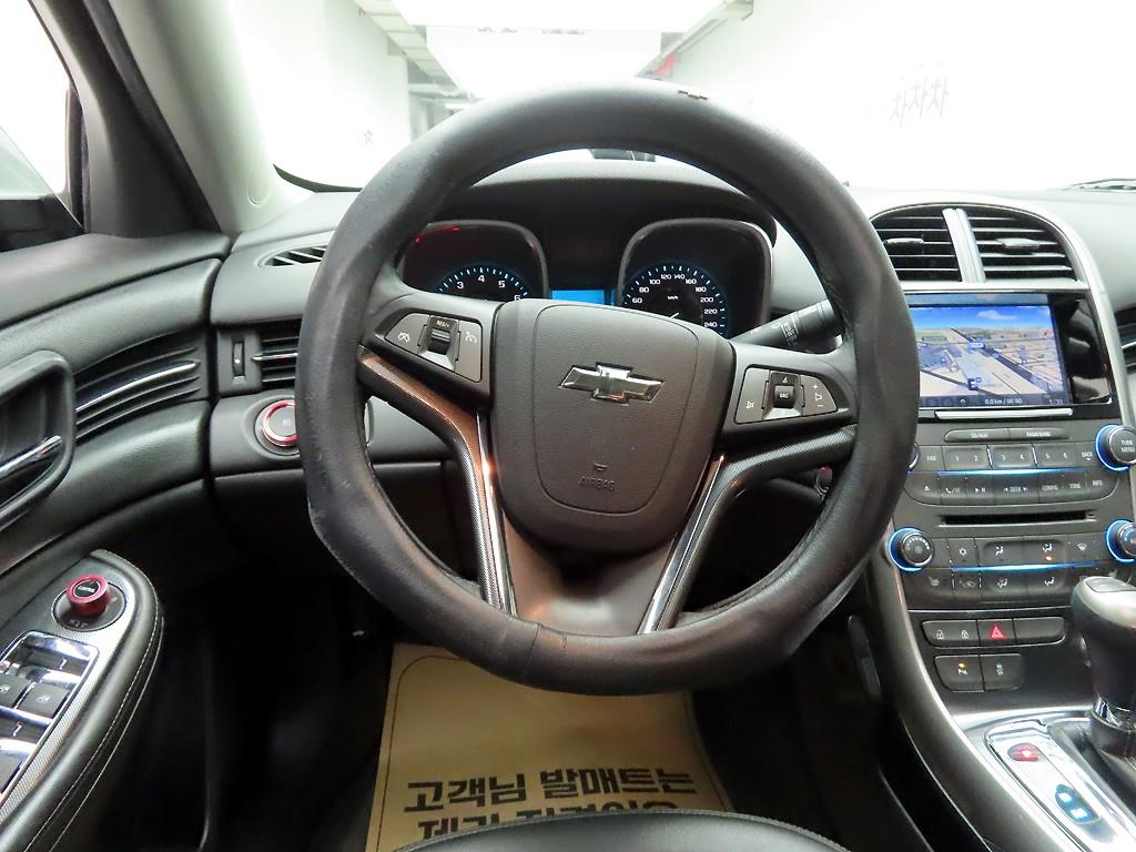 Chevrolet Malibu - Vista 7