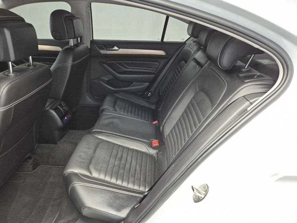 Volkswagen Passat - Vista 12