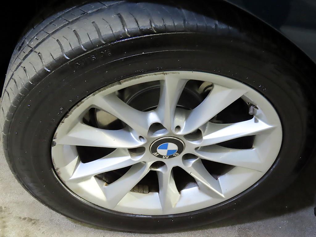 BMW 1 series 2014 Azul - Importación desde Corea - HF Imports Iquique - Foto 18