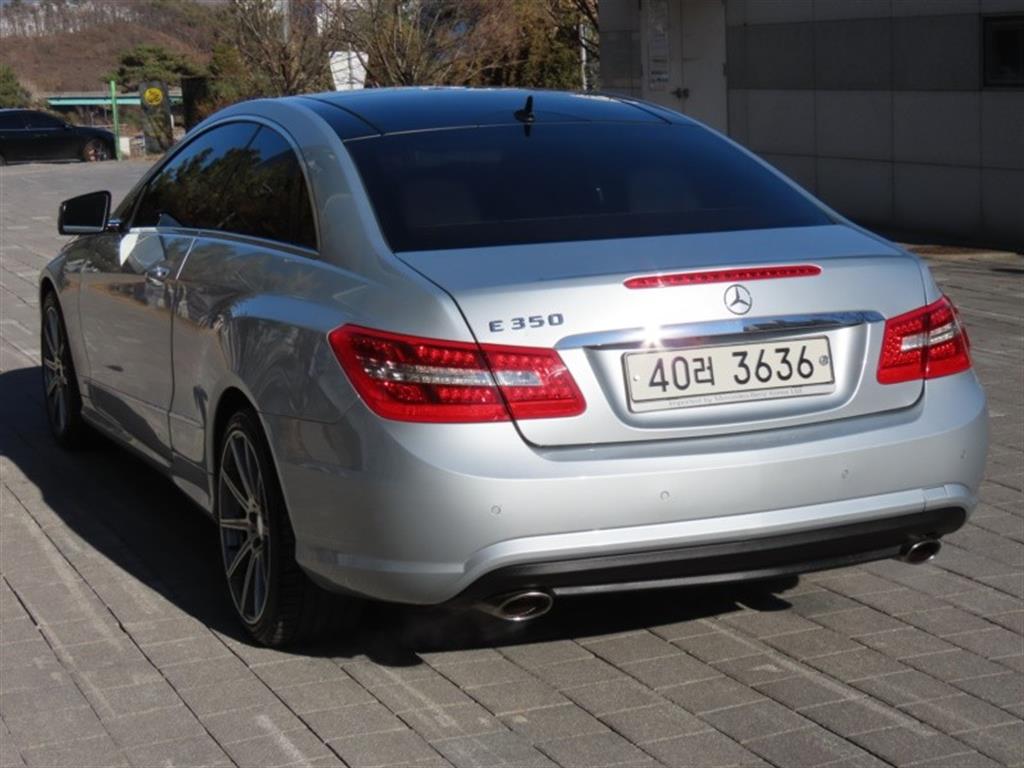 Mercedes Benz E class - Vista 7