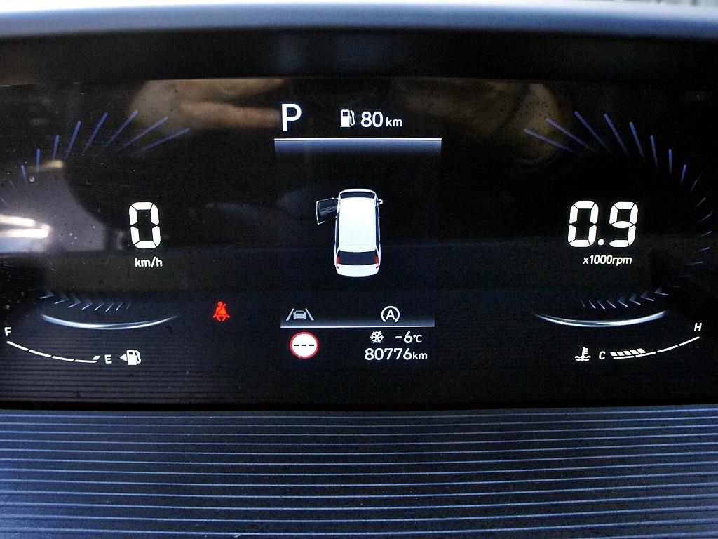 HYUNDAI Staria 2023 Blanco - Importación desde Corea - HF Imports Iquique - Foto 9