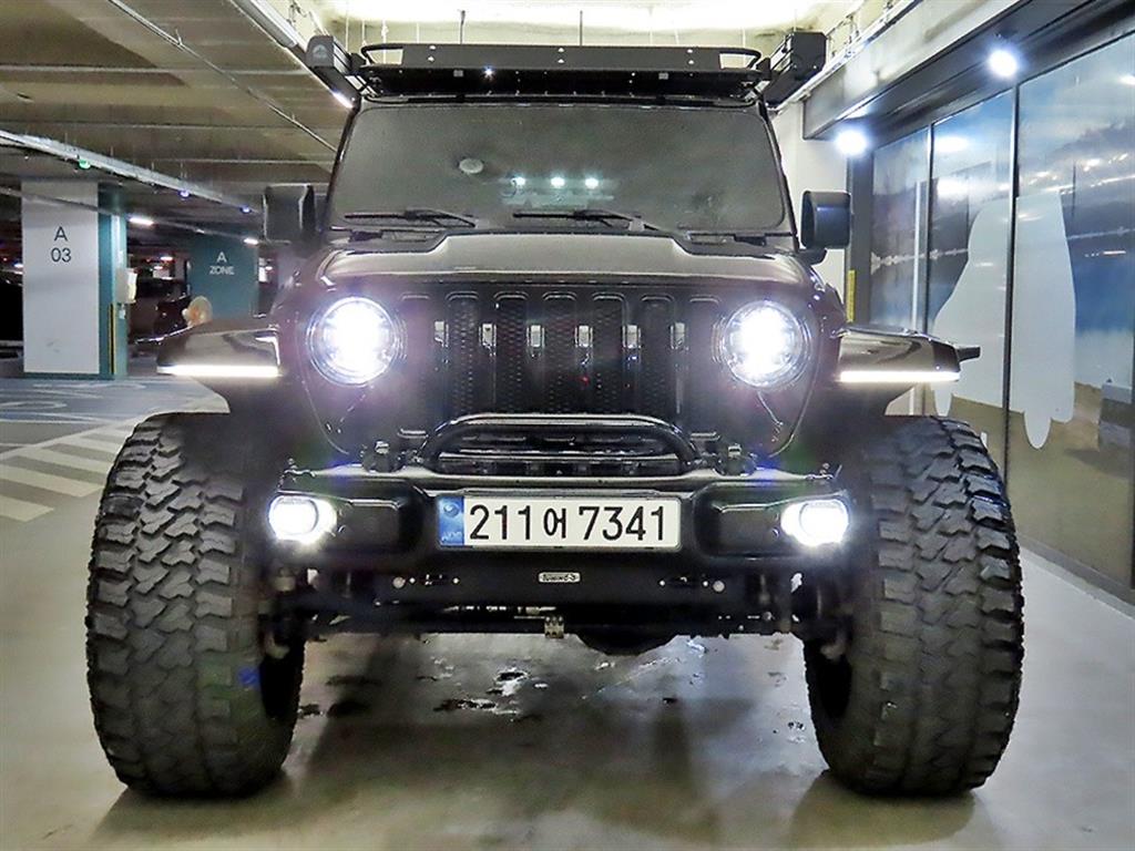 Jeep Wrangler - Vista 2