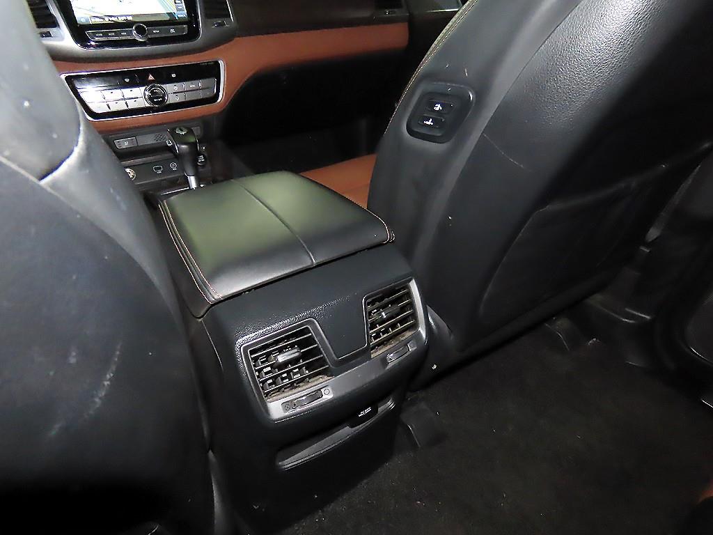 Ssangyong Rexton 2019 Gold color - Importación desde Corea - HF Imports Iquique - Foto 15