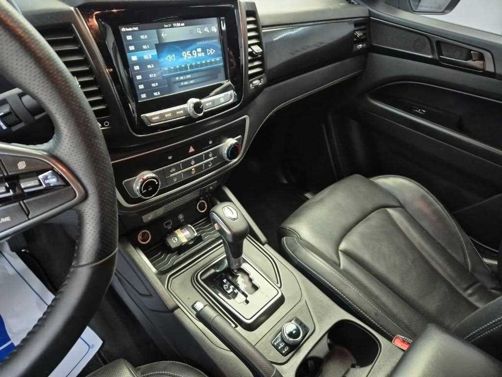 Ssangyong Rexton - Vista 10