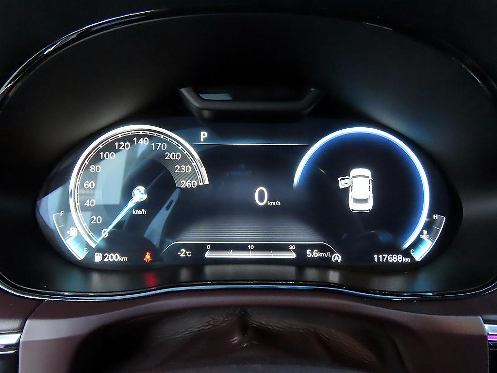 Genesis GV70 - Vista 9