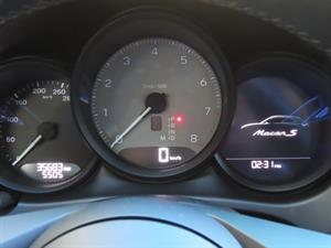 Porsche Macan - Vista 10