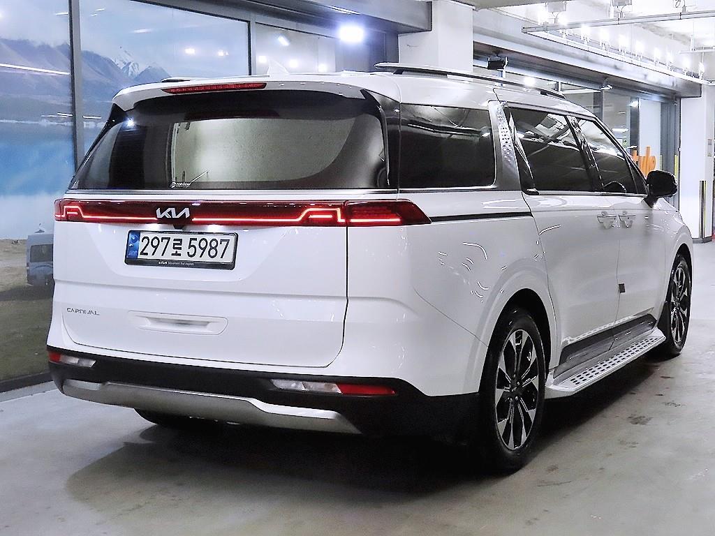 KIA Carnival - Vista 4