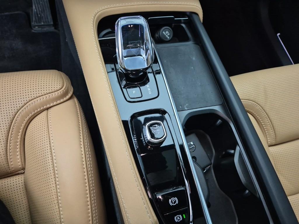 Volvo XC90 - Vista 8