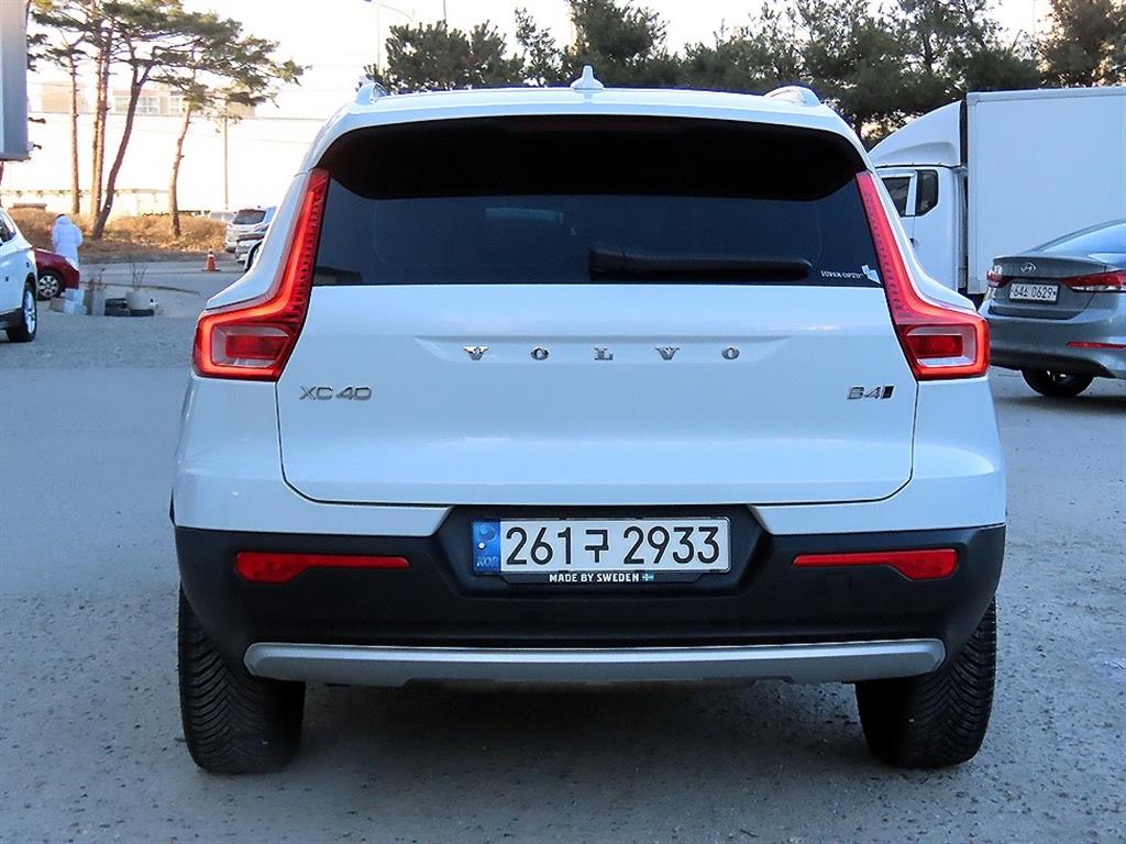 Volvo XC40 - Vista 4