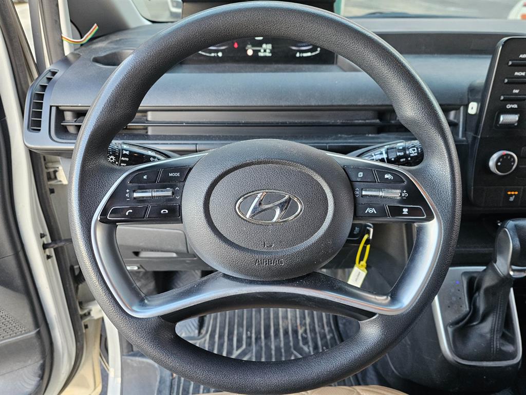 HYUNDAI Staria - Vista 6