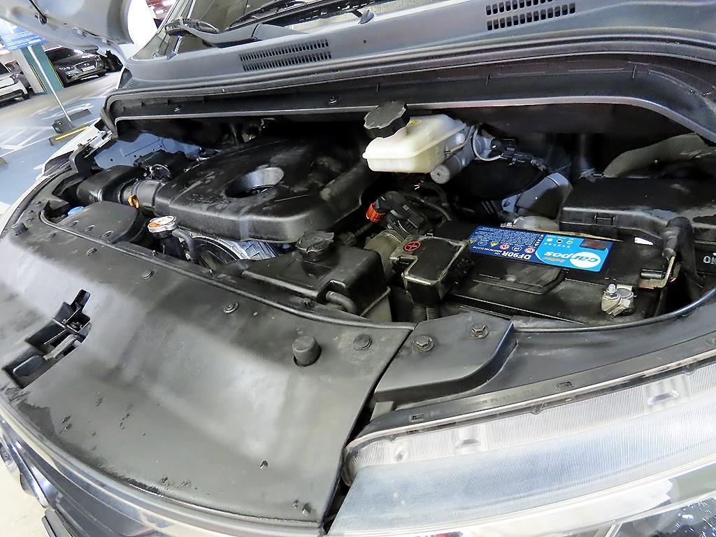 HYUNDAI Starex 2019 Gris - Importación desde Corea - HF Imports Iquique - Foto 18