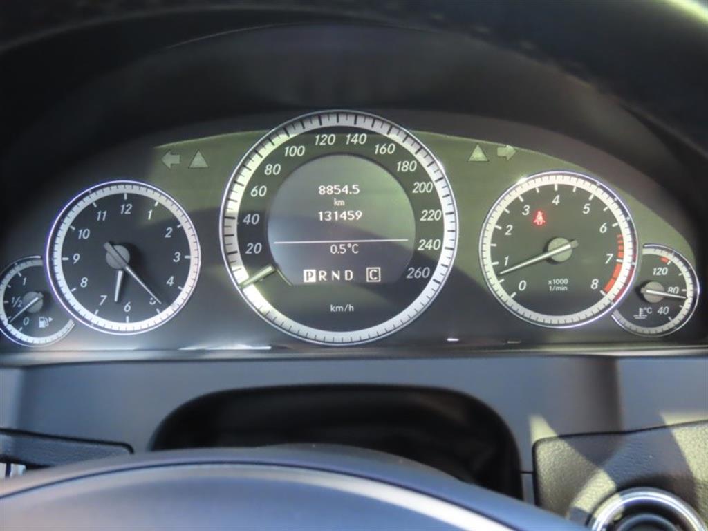 Mercedes Benz E class - Vista 9