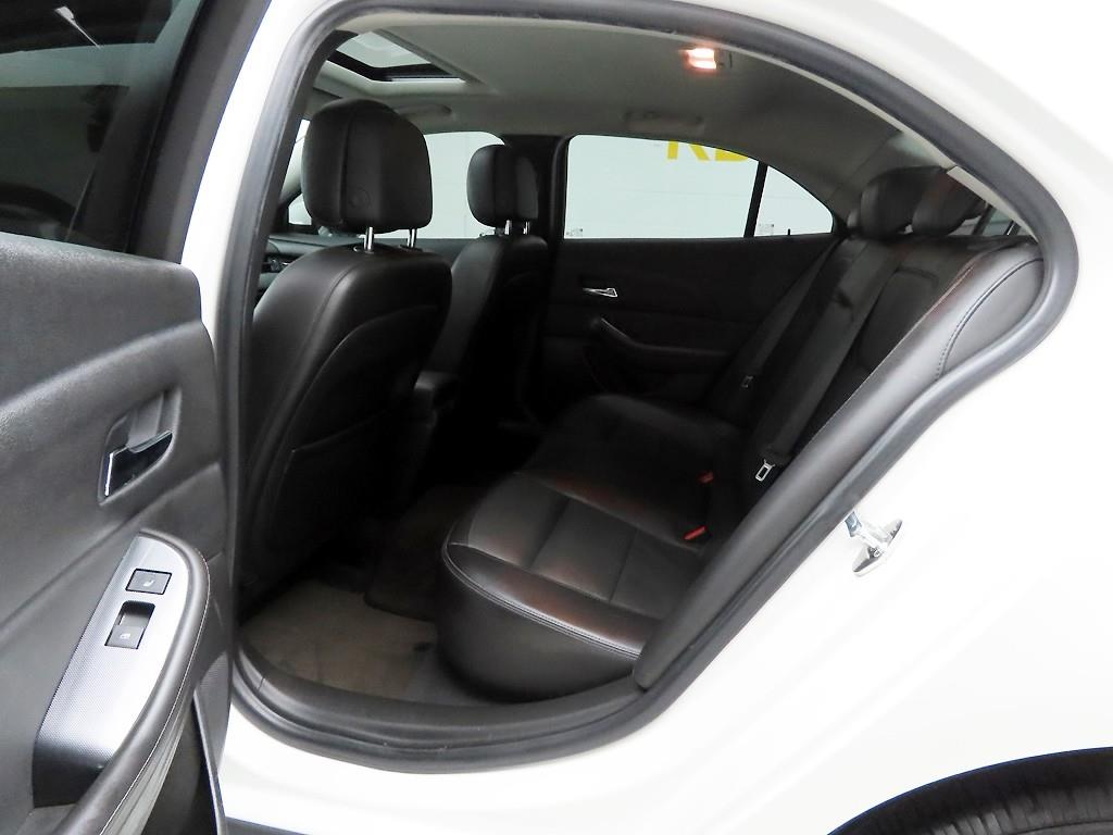 Chevrolet Malibu 2015 Blanco - Importación desde Corea - HF Imports Iquique - Foto 13