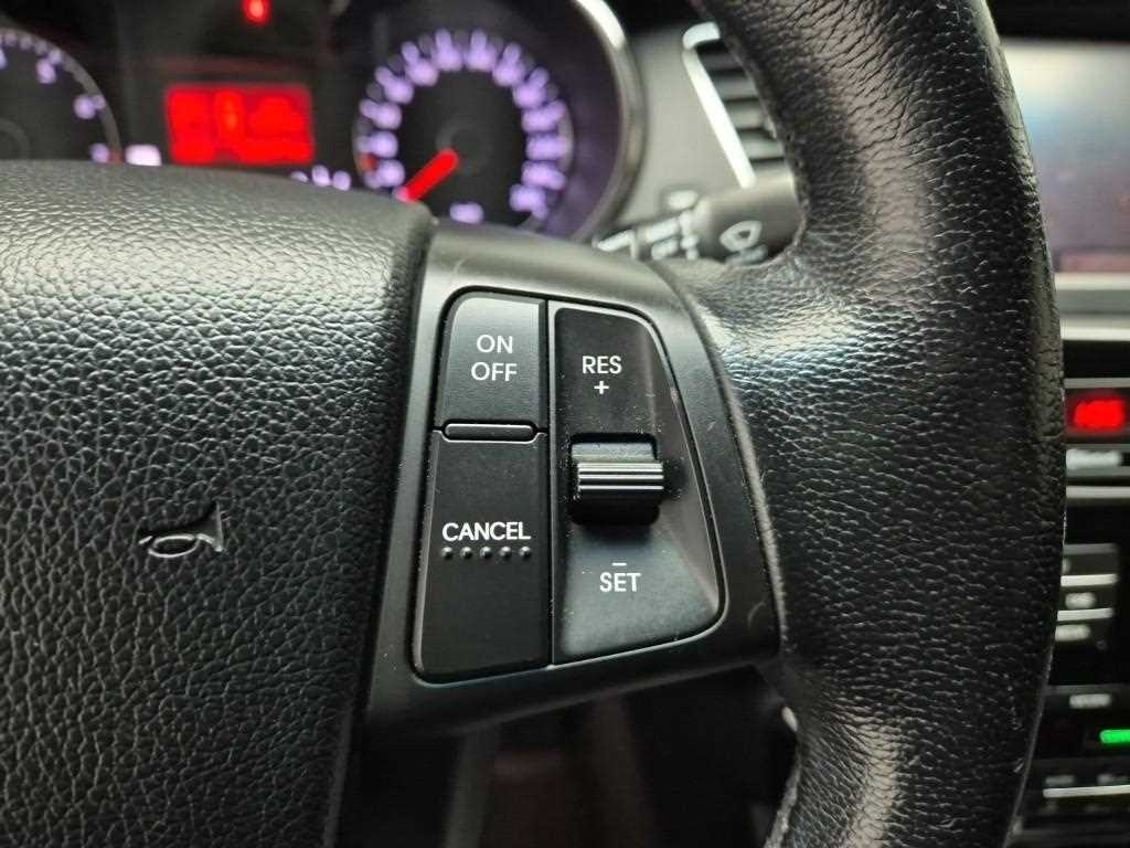 KIA K7 2011 Negro - Importación desde Corea - HF Imports Iquique - Foto 15