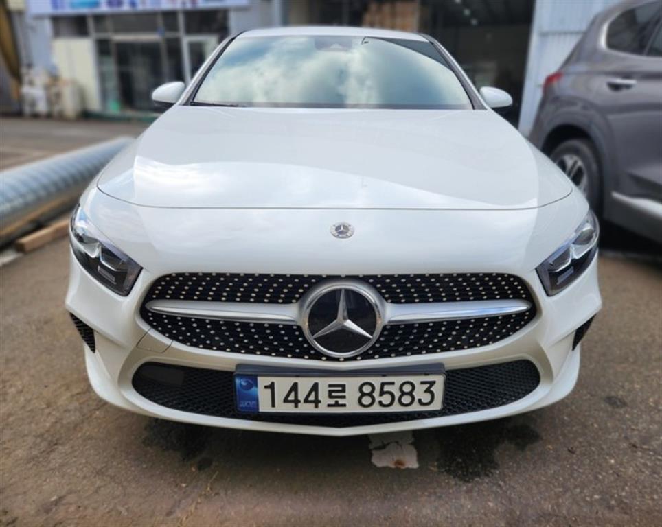 Mercedes Benz A Class 2023 Blanco - Importación desde Corea - HF Imports Iquique - Foto 1