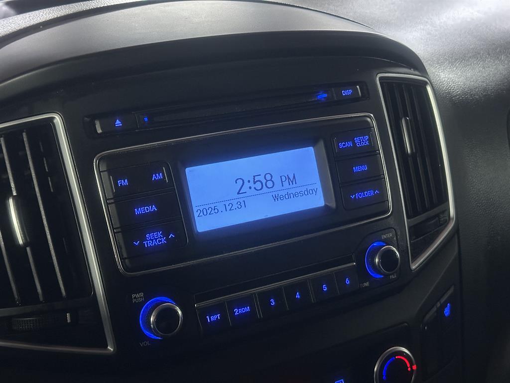 HYUNDAI Starex 2017 Blanco - Importación desde Corea - HF Imports Iquique - Foto 13