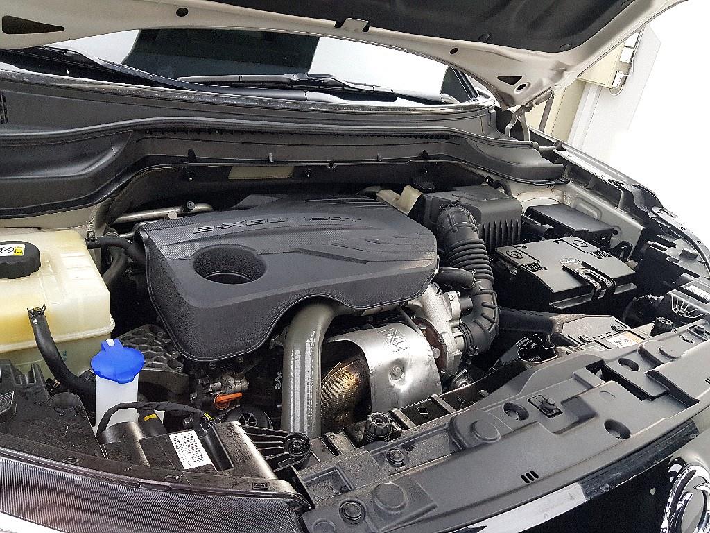 Ssangyong Tivoli - Vista 6