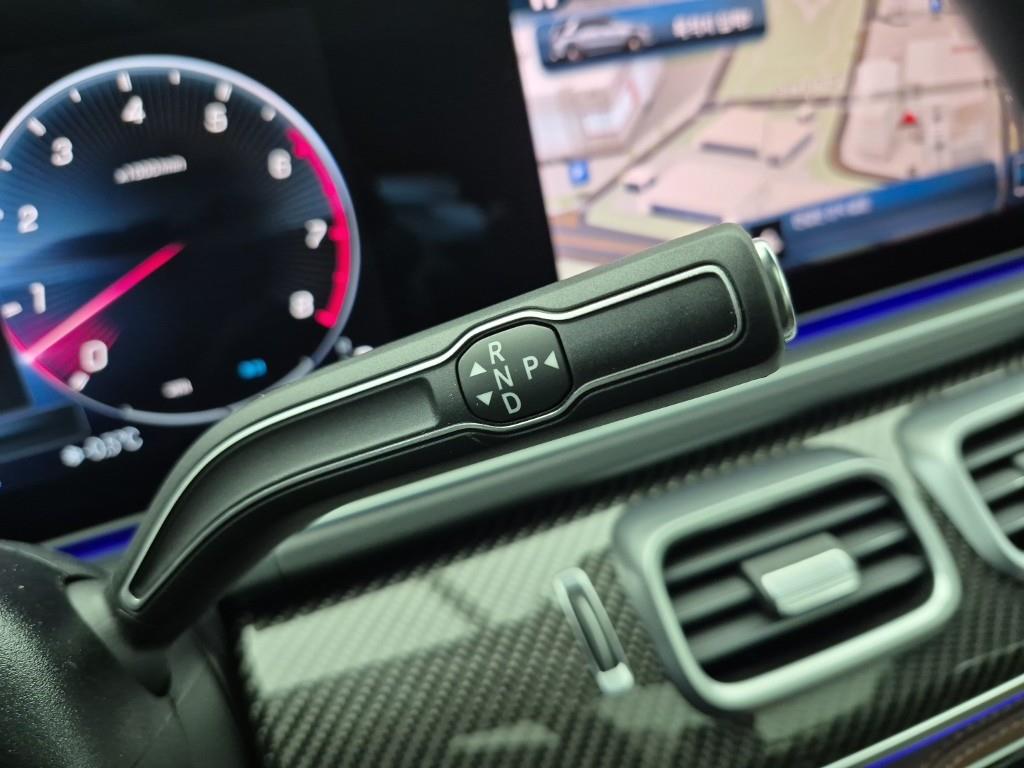 Mercedes Benz GLE Class - Vista 8