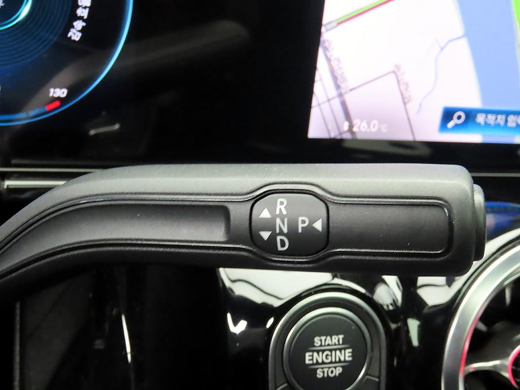 Mercedes Benz GLA Class - Vista 10