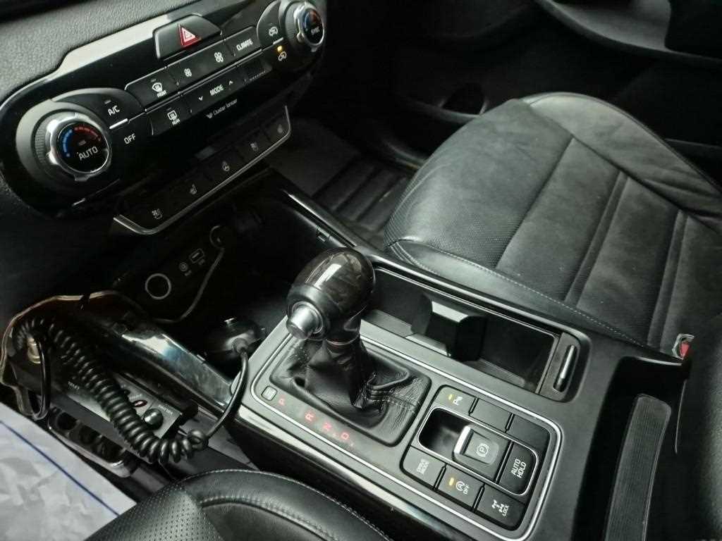 KIA Sorento - Vista 8