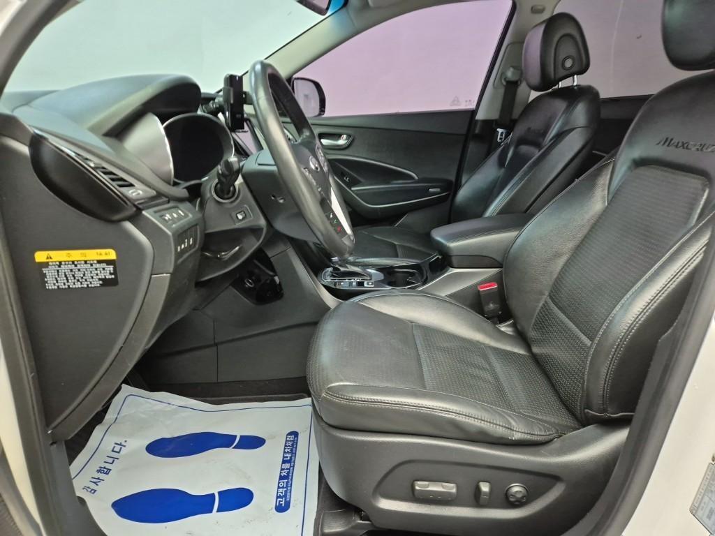 HYUNDAI Maxcruz - Vista 11