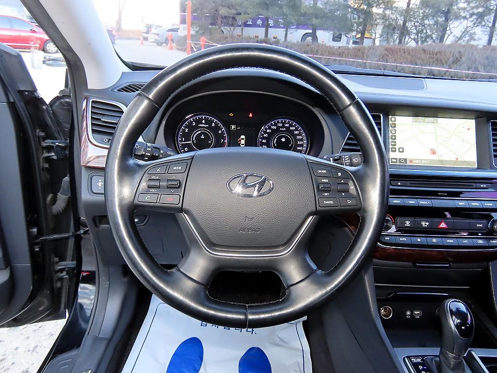 HYUNDAI Aslan - Vista 8