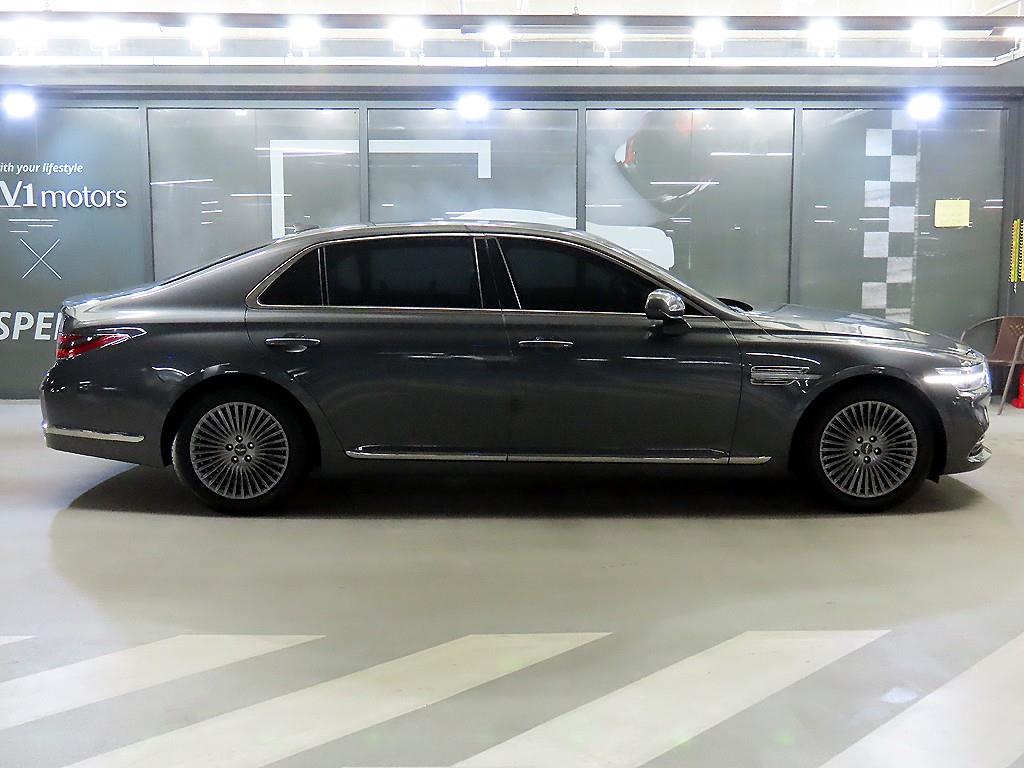 Genesis G90 - Vista 3