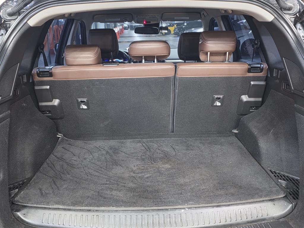 SAMSUNG QM6 - Vista 6