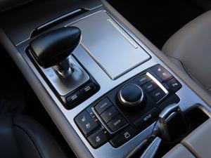 Genesis G80 - Vista 12