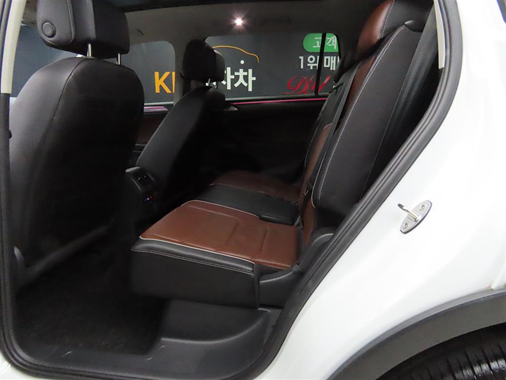 Volkswagen Tiguan - Vista 6