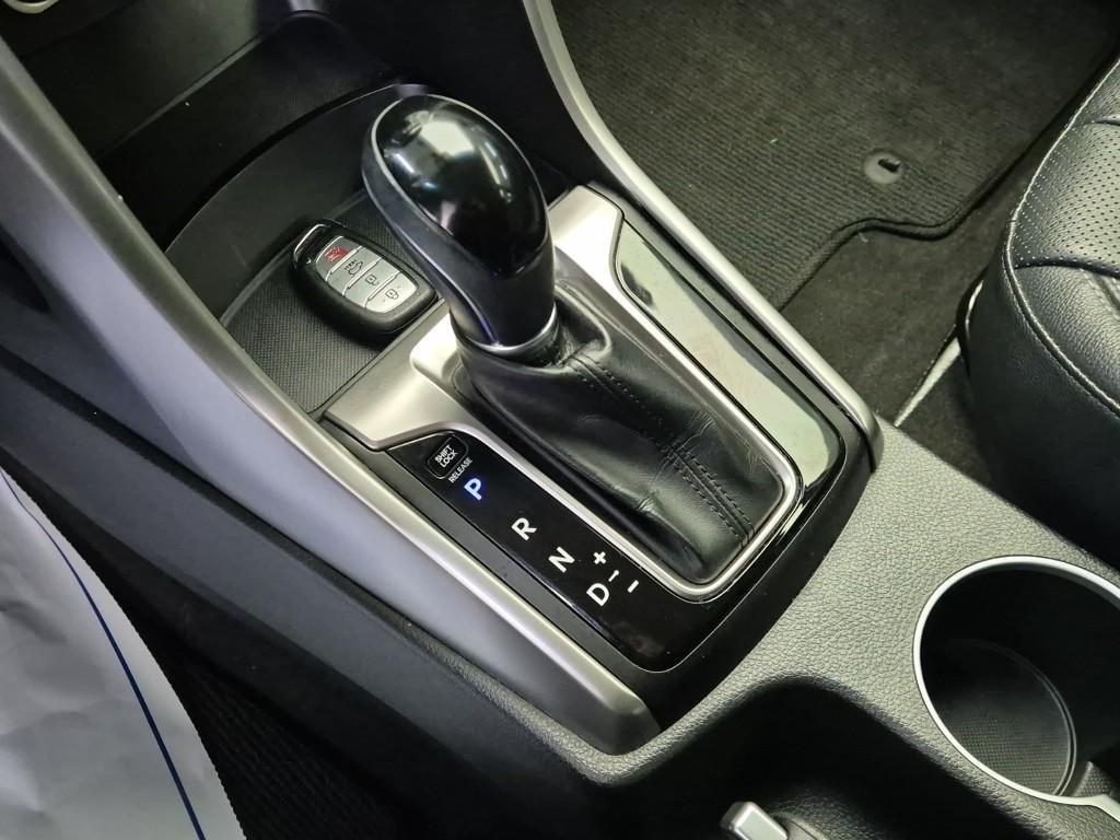 HYUNDAI i30 - Vista 8