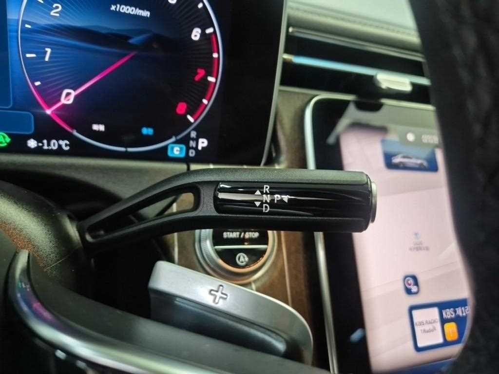 Mercedes Benz E class - Vista 8