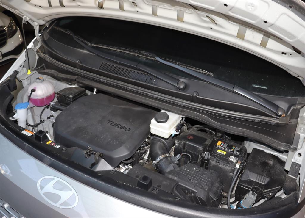 HYUNDAI Staria 2025 Gris - Importación desde Corea - HF Imports Iquique - Foto 9