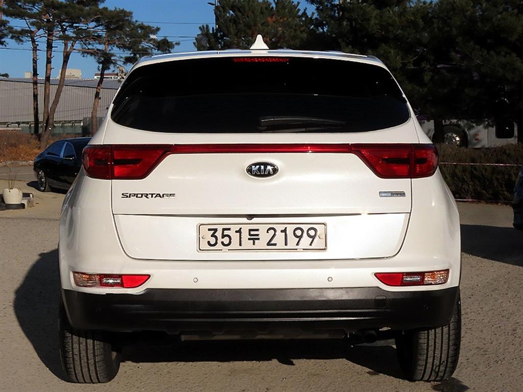 KIA Sportage - Vista 4
