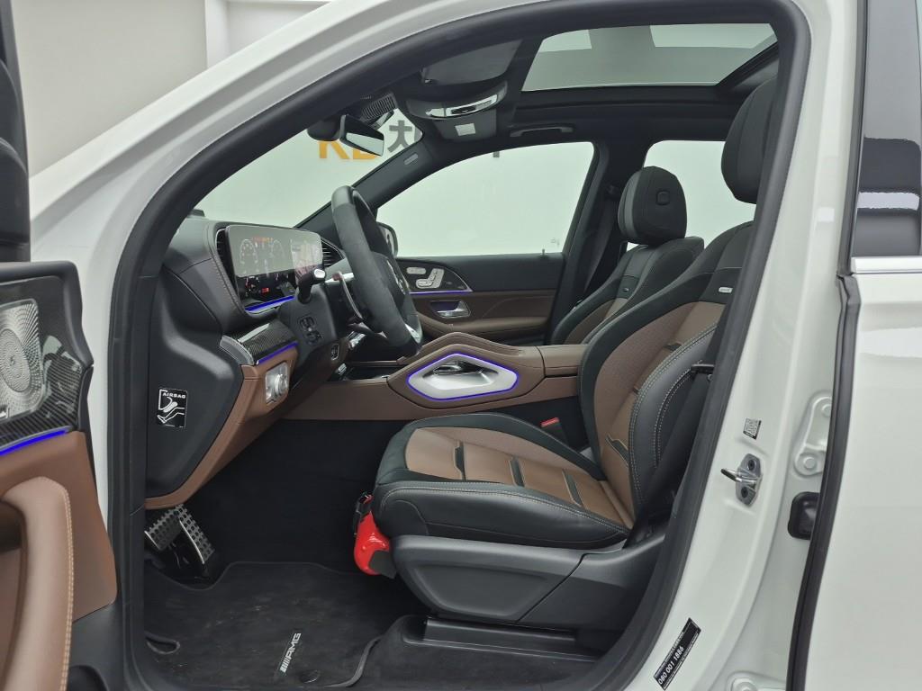 Mercedes Benz GLE Class - Vista 11