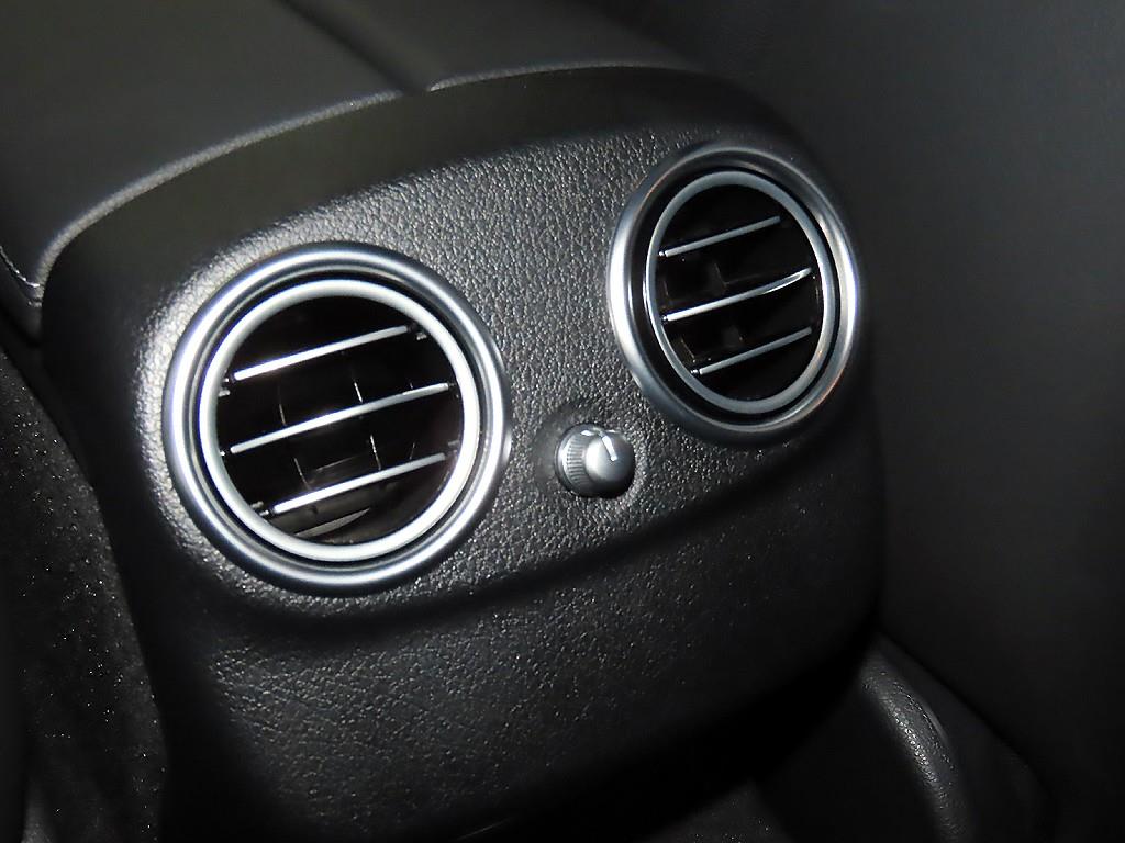 Mercedes Benz E class 2023 Negro - Importación desde Corea - HF Imports Iquique - Foto 15