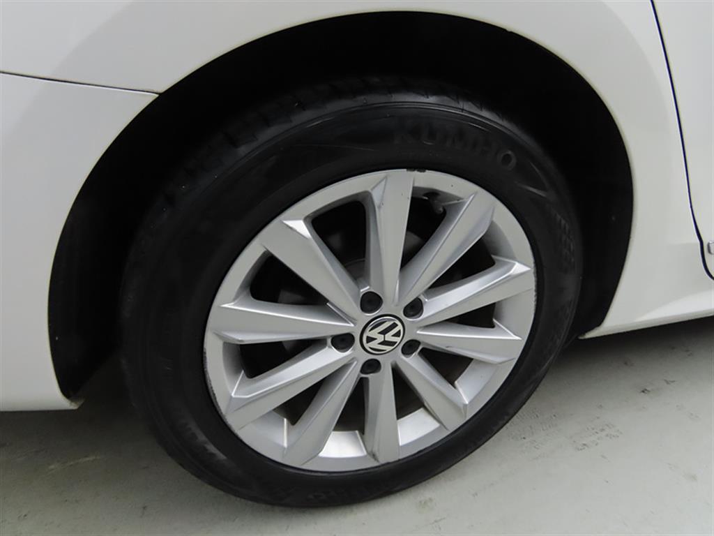 Volkswagen Passat 2015 Blanco - Importación desde Corea - HF Imports Iquique - Foto 20