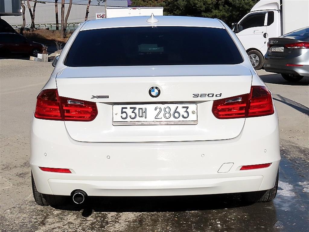 BMW 3 series - Vista 4