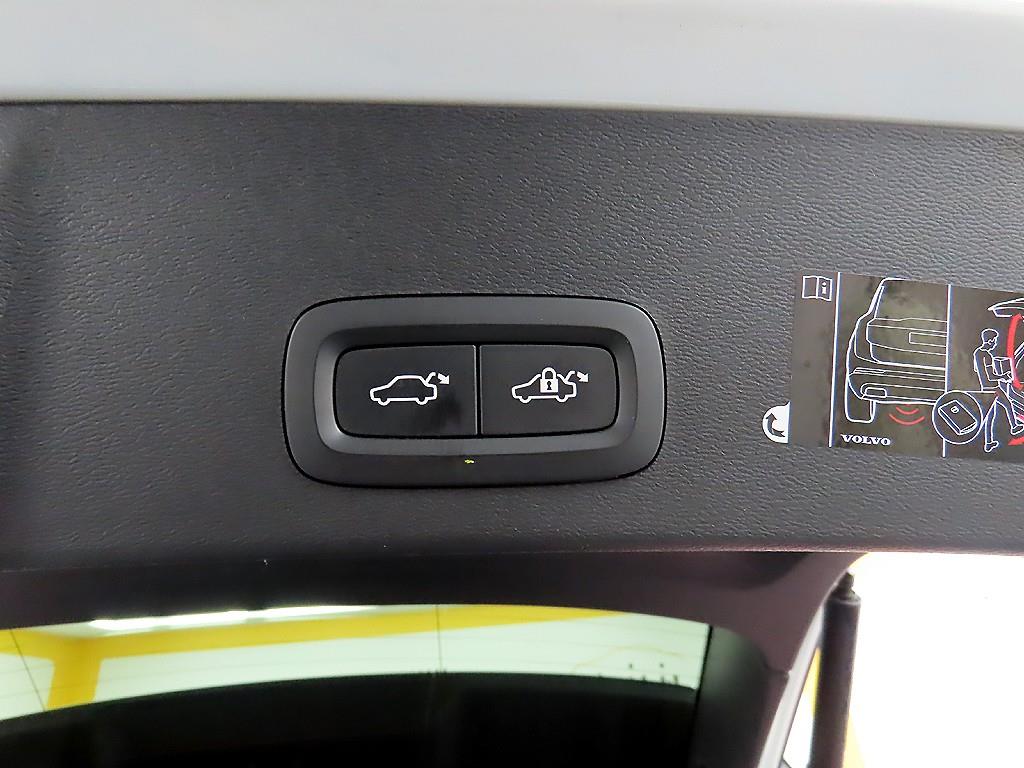 Volvo XC40 2020 - Importación desde Corea - HF Imports Iquique - Foto 18