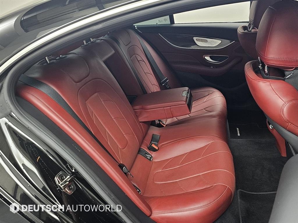 Mercedes Benz CLS Class - Vista 12