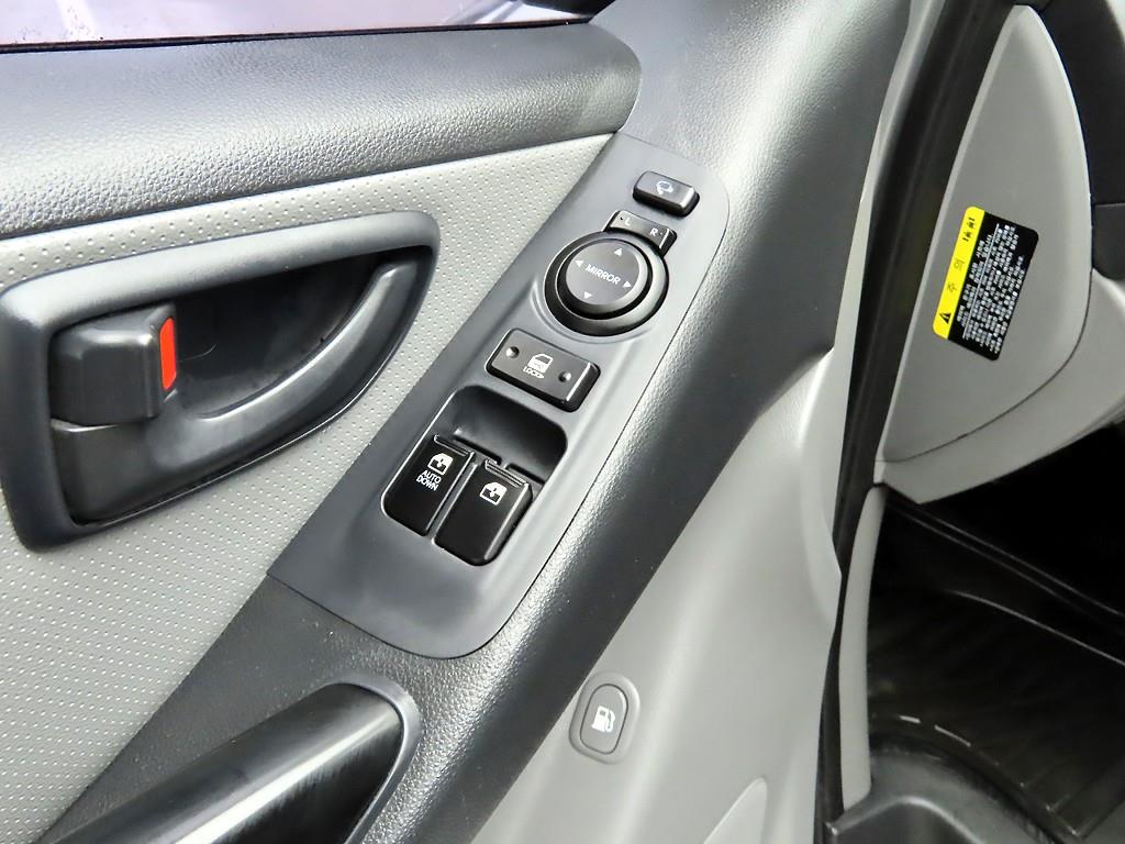 HYUNDAI Starex - Vista 11