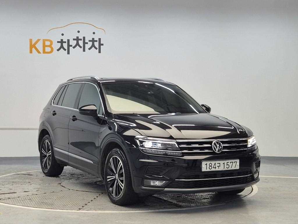 Volkswagen Tiguan - Vista 4