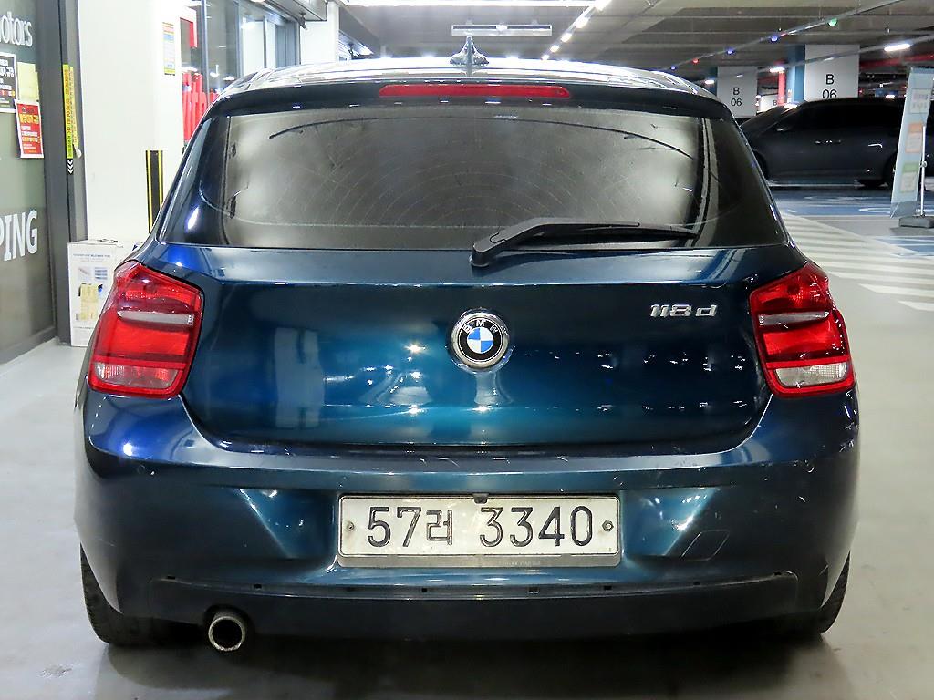 BMW 1 series - Vista 5
