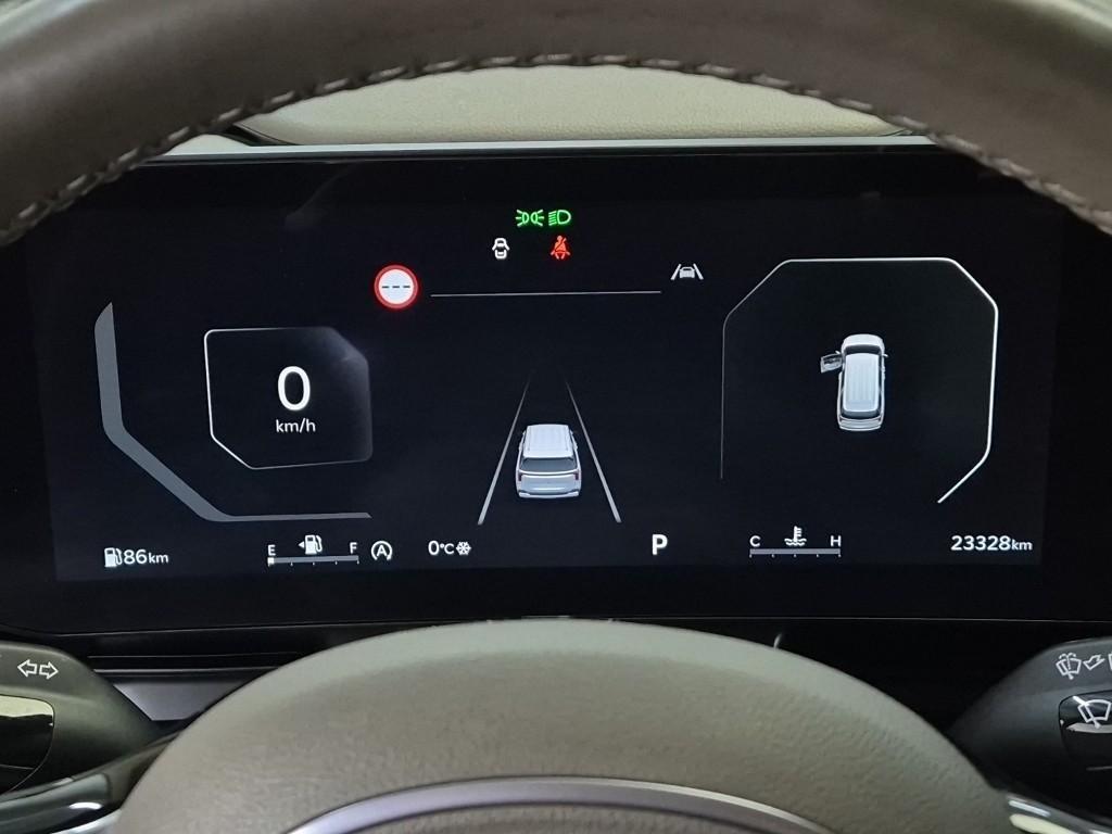 KIA Carnival - Vista 5